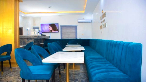 Dining at Lintoc Hotel & Suites